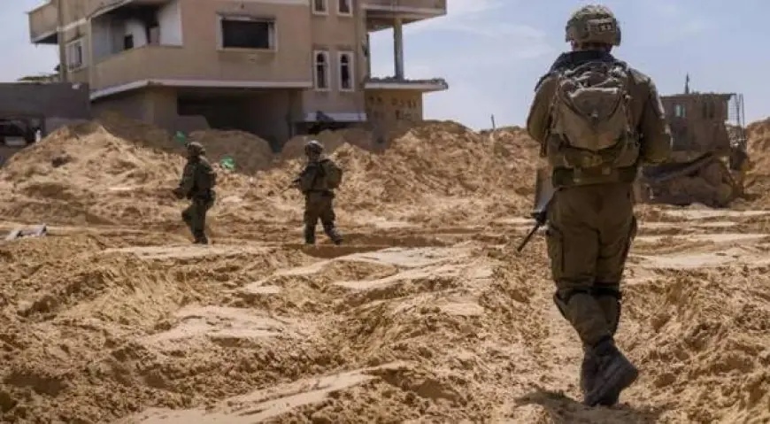 الاحتلال يعلن استعادة جثمانَي محتجزين من غزة ويكشف هوية أحدهما