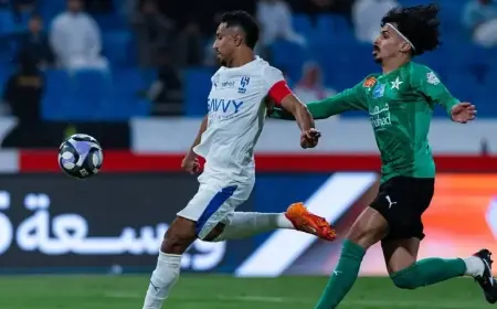 الهلال يقلب الطاولة على النجمة ويهزمه برباعية