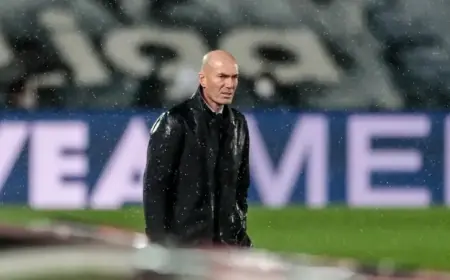 ما حقيقة اقتراب زيدان من العودة إلى ريال مدريد؟