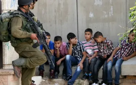 أطفال فلسطين الأسرى.. ما عددهم وما ظروف اعتقالهم؟