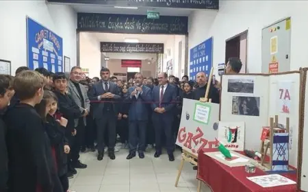 أرضروم التركية.. طلاب يقيمون معرضا للتوعية بمأساة غزة