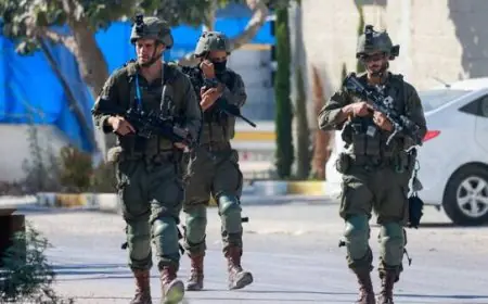 الاحتلال يخلي 24 عائلة من منازلها في مخيم بلاطة