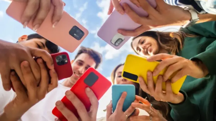 سلوكياتهم وأبرز سماتهم.. تقرير مصري يكشف من هم جيل "Z"