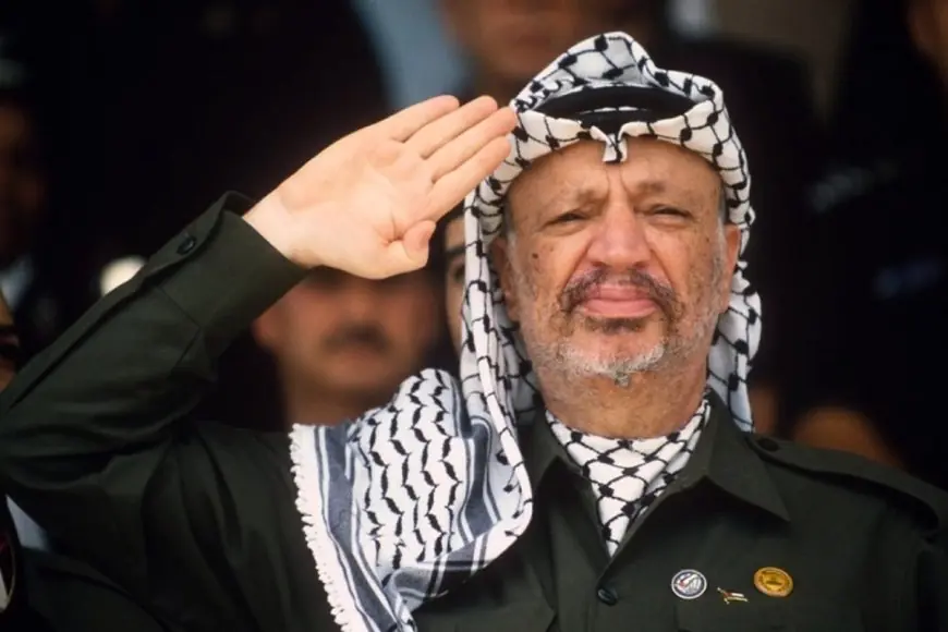 بمناسبة الذكرى الحادية والعشرين لاستشهاد القائد الرمز ياسر عرفات "أبو عمار"