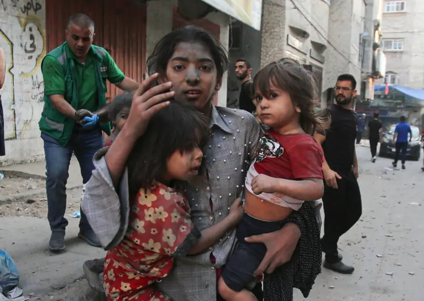 لاحتلال يلاحق ويغتال الطفولة الفلسطينية