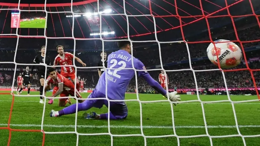 بايرن ينجو من سانت باولي في الوقت بدل الضائع