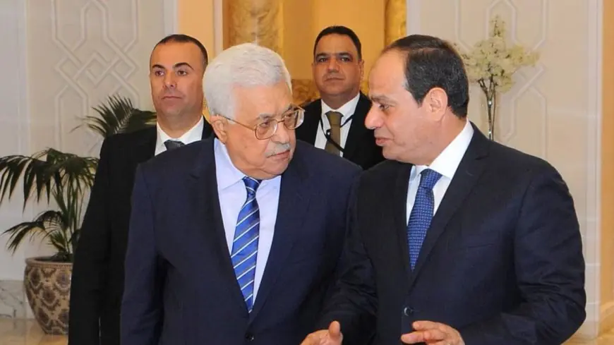 السيسي لعباس: مصر تدعم "الصمود الأسطوري" للفلسطينيين وتطالب العالم بإعادة إعمار غزة