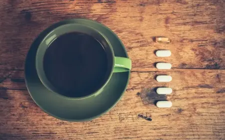 حفاظاً على صحتك.. احذر تناول هذه الأدوية مع القهوة