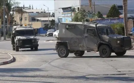 الجيش الإسرائيلي يقتل شابا فلسطينيا وسط الضفة ويحتجز جثمانه