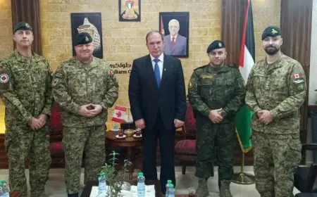 اللواء د. كميل يطلع قائد البعثة الكندية الأمنية على الأوضاع  بمحافظة طولكرم في ظل استمرار عدوان الاحتلال