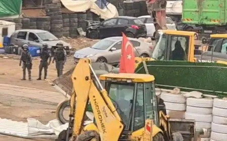 الاحتلال يهدم منشأة تجارية في شقبا غرب رام الله