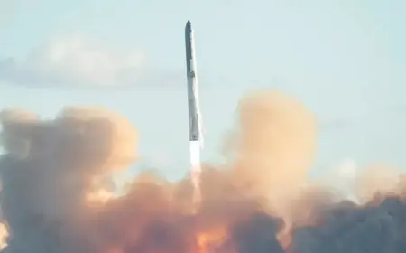 وثائق أميركية تكشف: انفجار صاروخ "ستارشيب" هدد 3 طائرات مدنية و450 راكباً