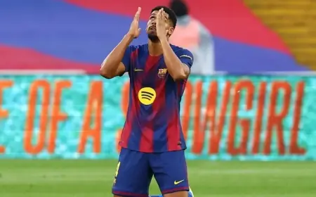 أراوخو يعود إلى برشلونة بعد رحلة إسرائيل