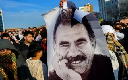 أوجلان يدعو تركيا إلى تسهيل اتفاق بين دمشق وسوريا الديمقراطية