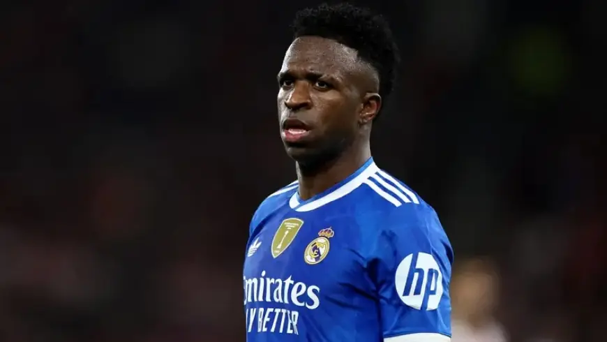 أنشيلوتي يحذر فينيسيوس: مكانك ليس مضموناً في كأس العالم