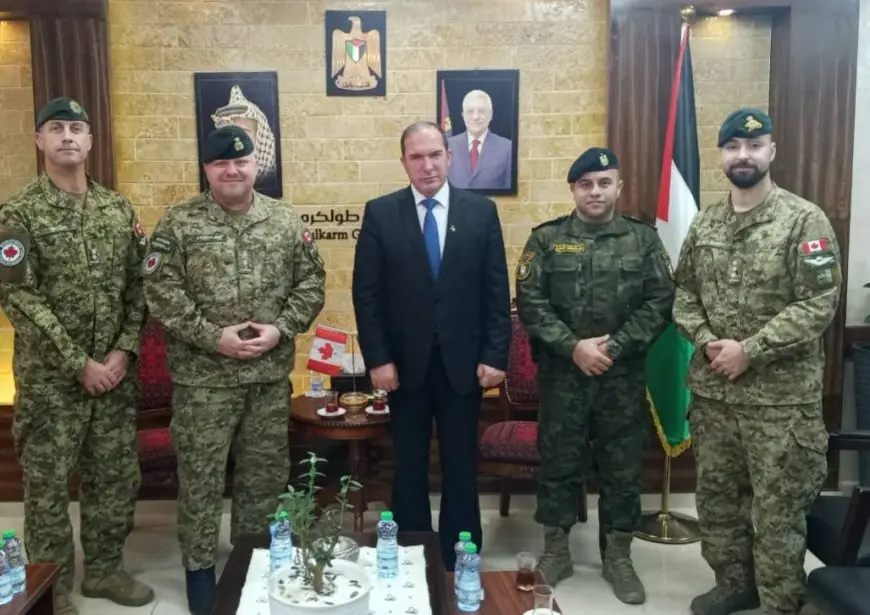 اللواء د. كميل يطلع قائد البعثة الكندية الأمنية على الأوضاع  بمحافظة طولكرم في ظل استمرار عدوان الاحتلال