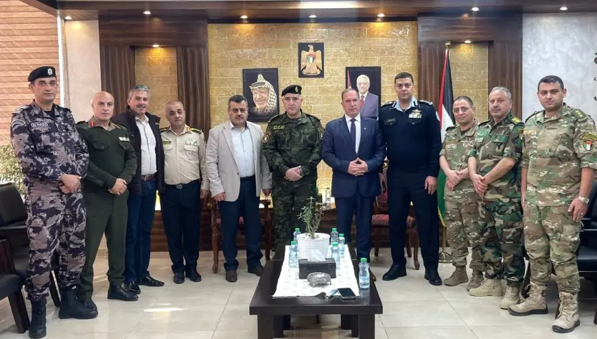 اللواء د. كميل يترأس الاجتماع الدوري مع مدراء الأجهزة الأمنية بمحافظة طولكرم