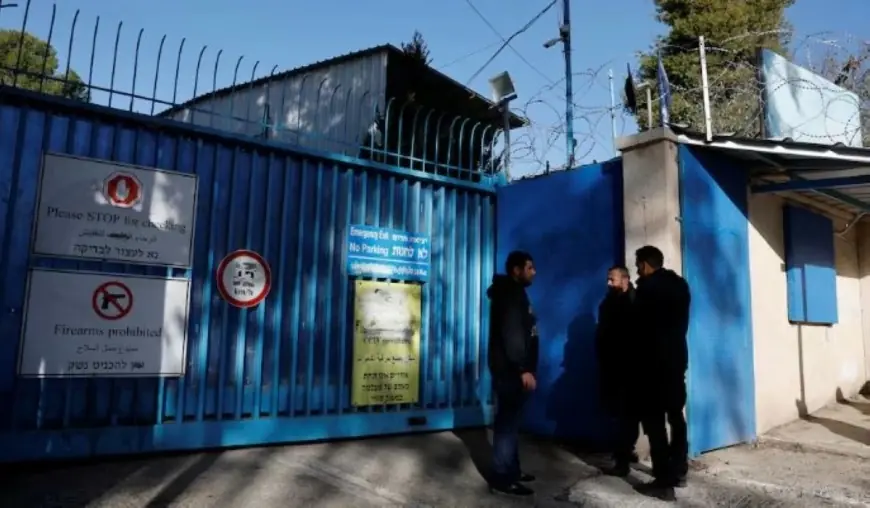 بريطانيا تستنكر اقتحام الاحتلال لمجمع الأونروا في القدس