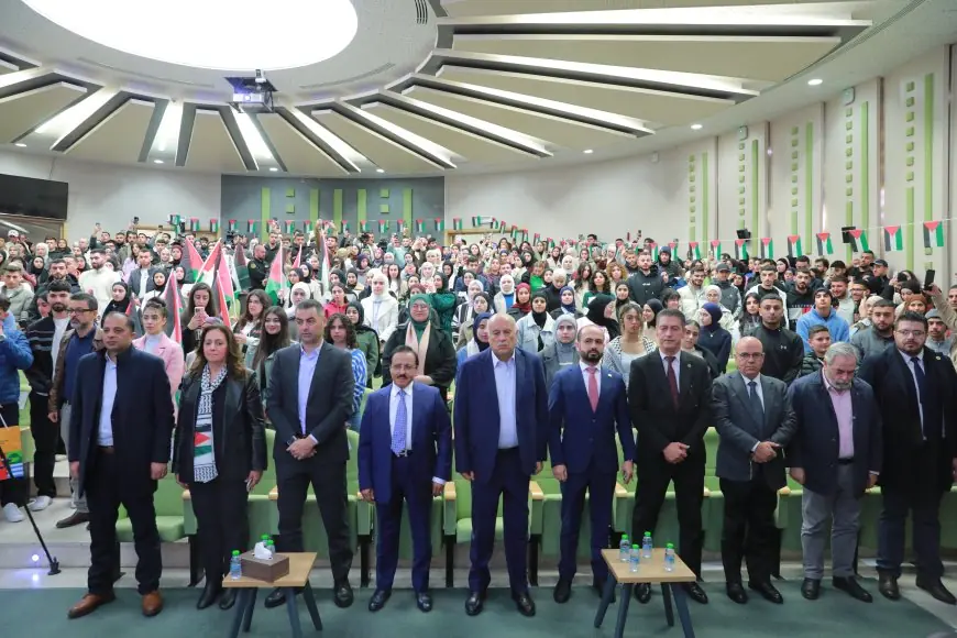 الجامعة العربية الأمريكية تستقبل المنتخب الوطني الفلسطيني الفدائي بفعالية وطنية كبيرة