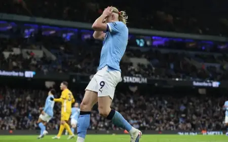 تعثر سيتي وأستون فيلا يمنح أرسنال هدية غير متوقعة