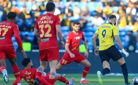 عقدة ملعب ضمك تهدد صحوة الاتحاد