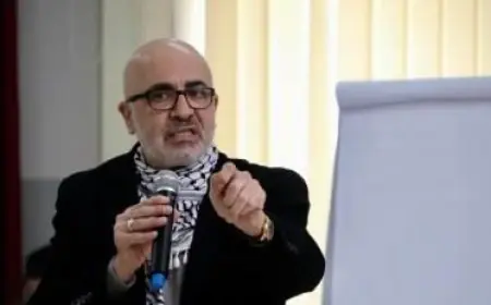 بكر أبوبكر وكتبه الجديدة مع الفكر، والحمقى والعيش!