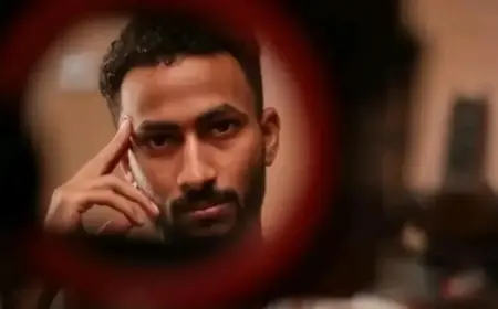 "بقى ليك بمبي" خرجت من غرفة شاب سوداني.. وهزت الإنترنت