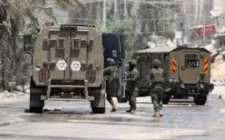 الاحتلال يعتقل سبعة مواطنين من الخليل ويغلق عدة أحياء بالمنطقة الجنوبية