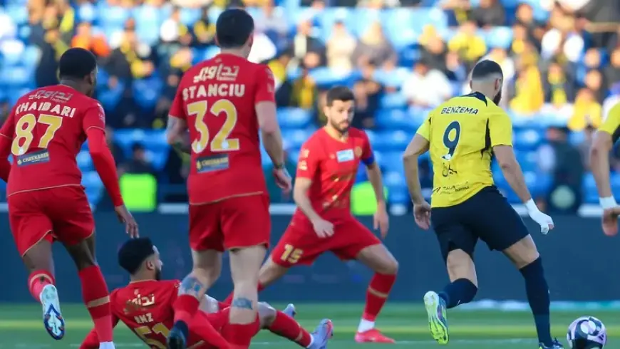 عقدة ملعب ضمك تهدد صحوة الاتحاد