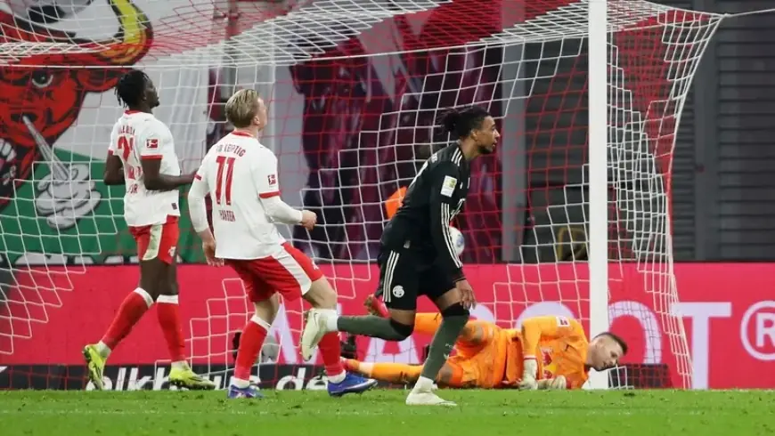 كالعادة.. بايرن يتأخر ويقلبها بنتيجة ثقيلة