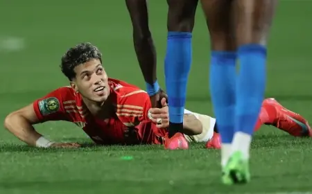 مدير الكرة بالأهلي: لا تراجع عن عقوبة إمام عاشور بعد خطئه "الكبير"