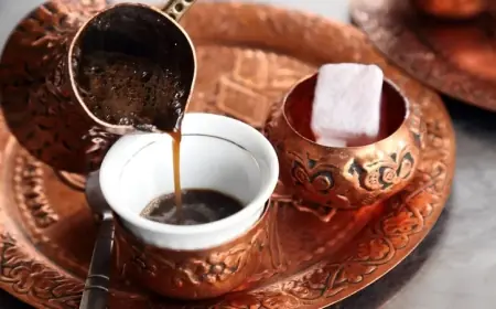 الاستهلاك اليومي للكافيين يعيد تشكيل طريقة عمل الدماغ