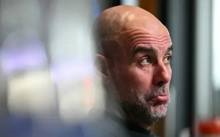 غوارديولا محذراً لاعبي مانشستر سيتي: سينتهي الأمر