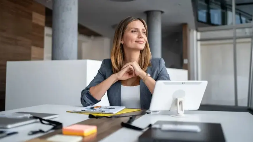 3 عادات بسيطة تجعلك تبدو أقل ثقة.. تخلَّ عنها فوراً