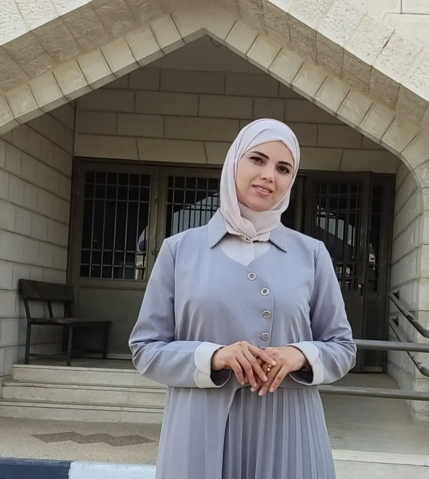 دمٌ على طريق العيد