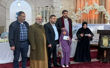 في تكريمه لحافظات القرآن بعلار