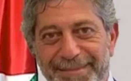 طوباسي يدين منع وفد نقابي يوناني من دخول فلسطين ويعتبره استهدافاً للتضامن الدولي .