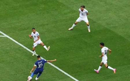 فرنسا تهزم العراق وتتأهل إلى الدور الثاني