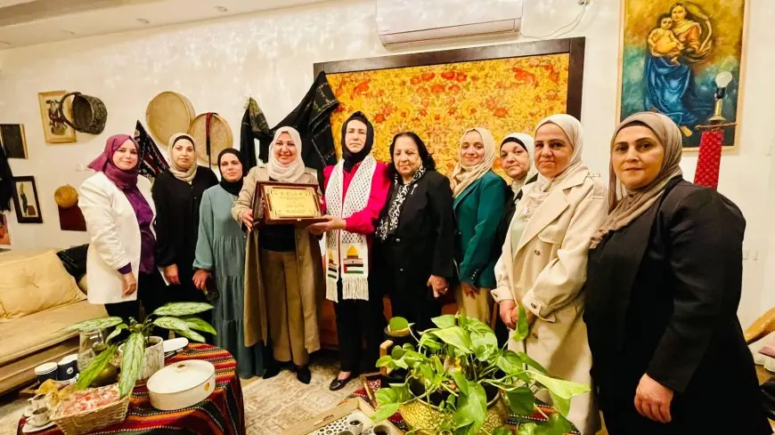 جمعية الجنيد النسوية الخيرية تكرّم د. نجاة أبو بكر بمناسبة فوزها بعضوية المجلس الثوري