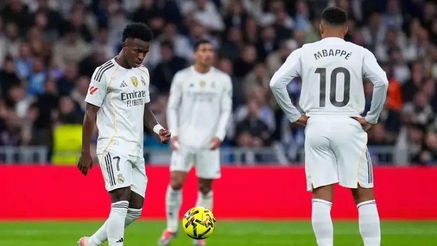 صدمة في ريال مدريد.. فينيسيوس يدفع راتبه من "جيبه الخاص"