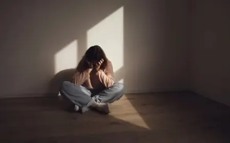 الانهيار النفسي لا يحدث فجأة.. 5 إشارات تحذيرية مبكرة
