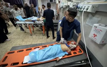 شهيد ومصابون جراء استهداف طائرات الاحتلال خيمة نازحين في دير البلح