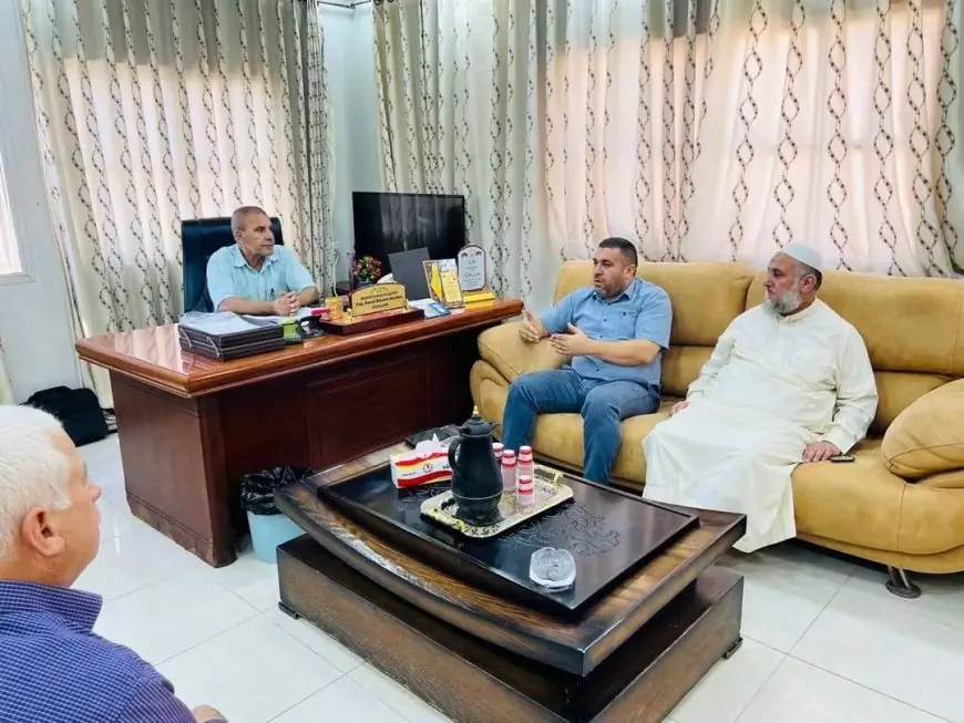 اوقاف طولكرم تبحث تعزيز التعاون المشترك مع بلدية قفين وتتفقد مركز تحفيظ مسجد الرحمن