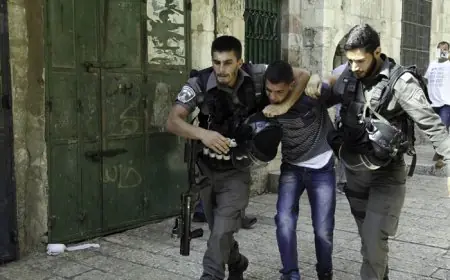 الاحتلال يعتقل مواطنا من مدينة القدس