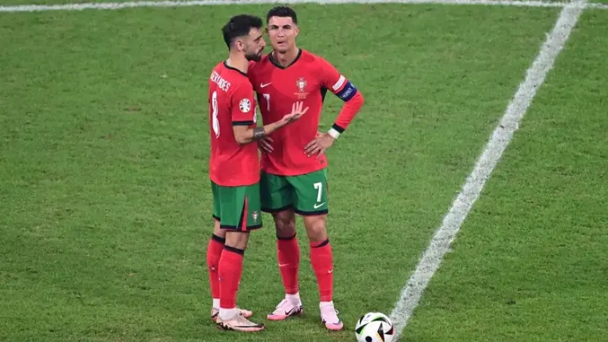برونو فرنانديز يكشف ما قاله لرونالدو بعد مغادرة معسكر البرتغال