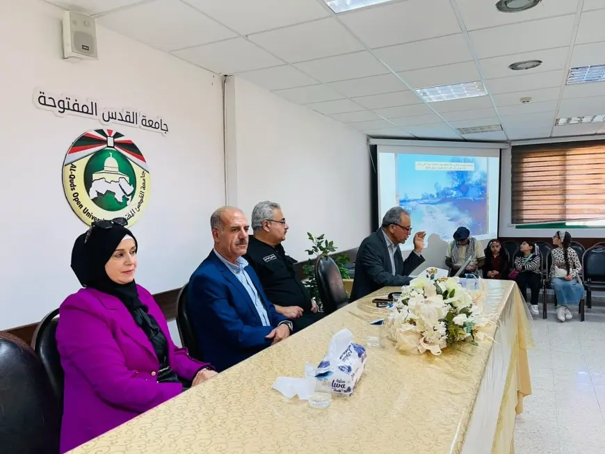 ندوة سياسية وطنية في رحاب جامعة القدس المفتوحة بالخليل تبحث الاستيطان وتداعياته