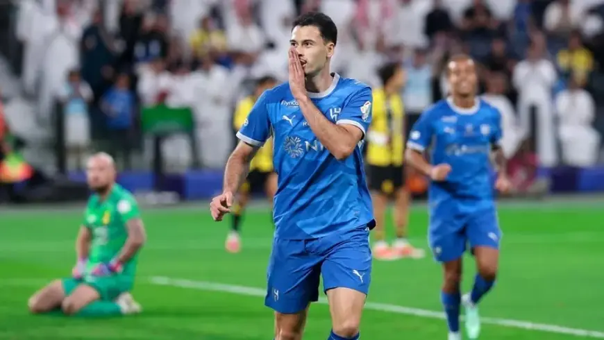 الهلال يذيق الاتحاد الخسارة الأولى.. ويستعيد الصدارة
