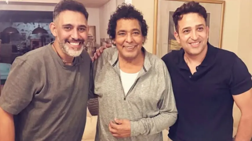 في بيت "الكينغ".. لقطات من الاحتفال بعيد ميلاد محمد منير الـ72 ومفاجأة تعلن قريباً