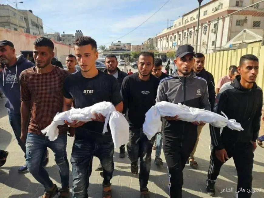 وفاة طفلتين إثر حريق اندلع في خيمة للنازحين بمواصي خان يونس